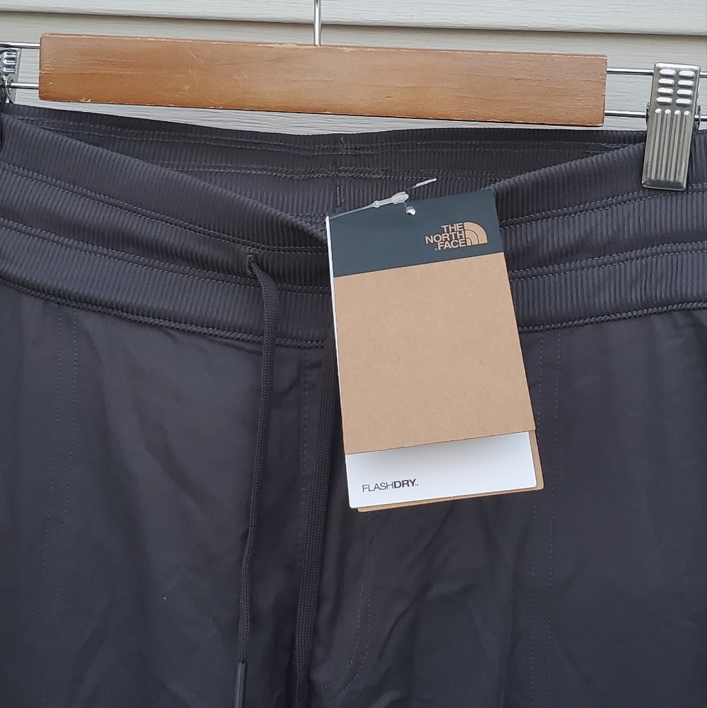 The North Face Women's Black Straight-Leg Performance Pants - Picture 8 of 9